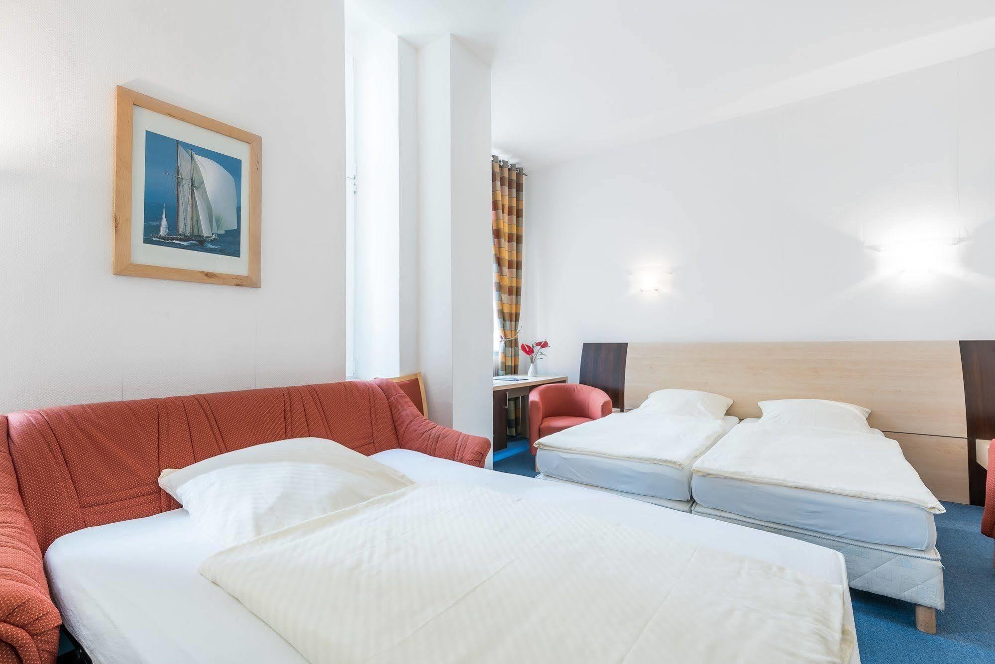 Pension Prenzlberg Берлін Екстер'єр фото