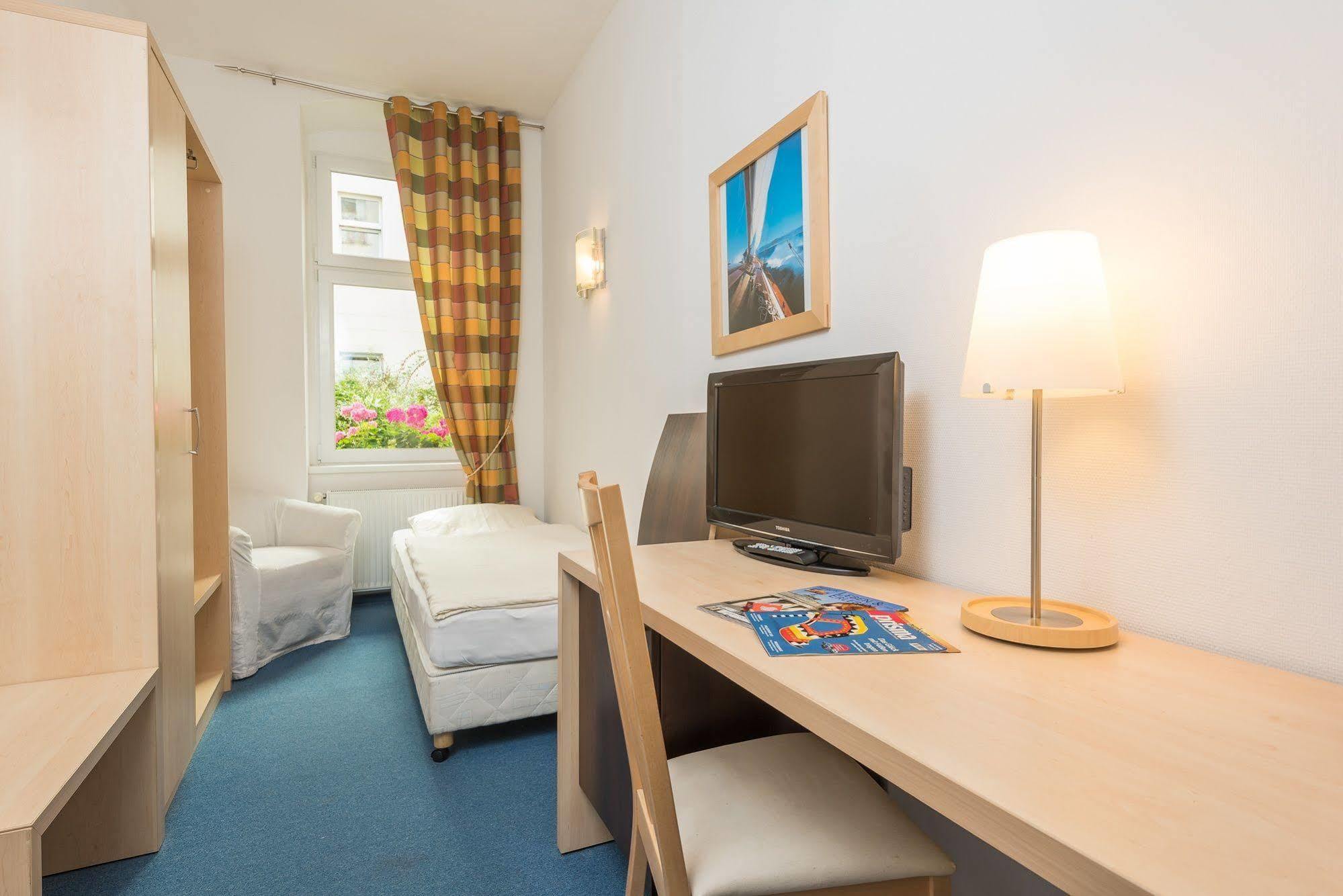 Pension Prenzlberg Берлін Екстер'єр фото